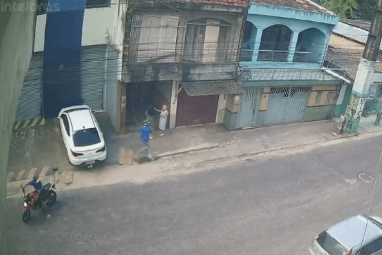 Mulher é agredida durante assalto no bairro do Benguí, em Belém