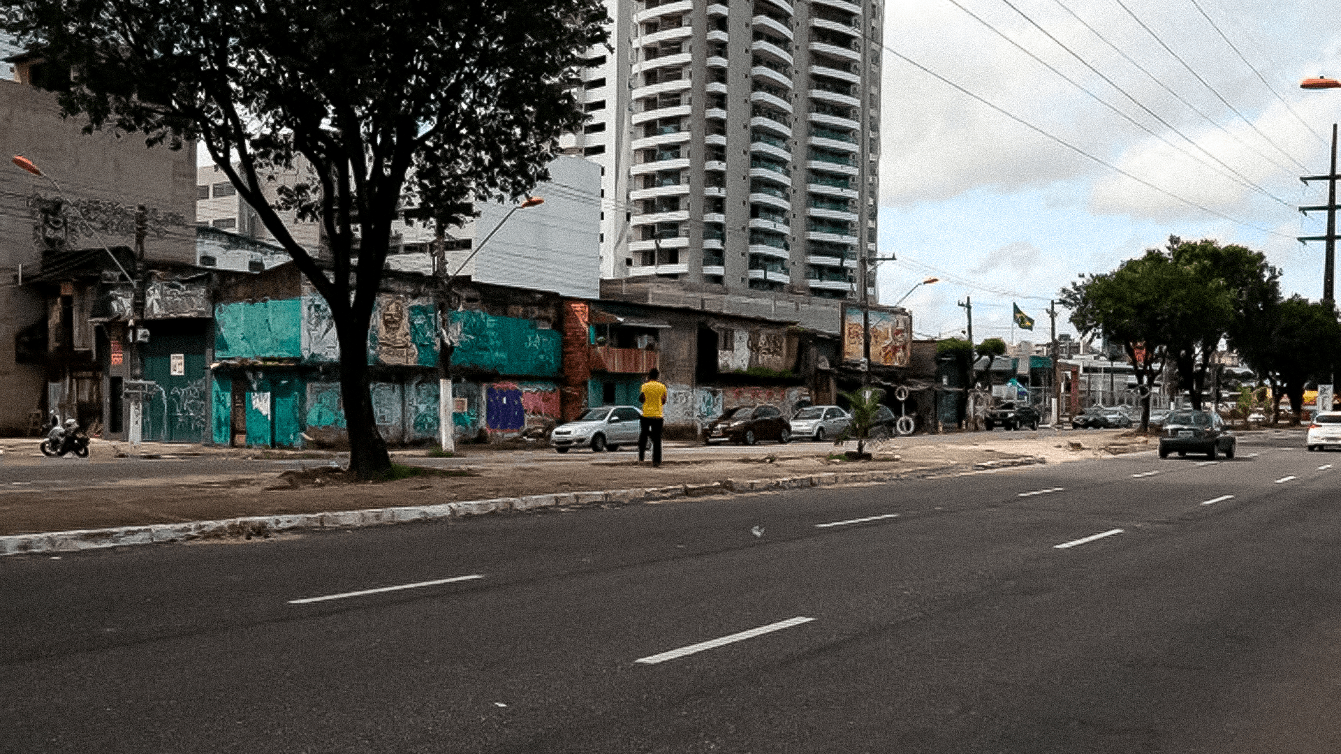 Trecho da avenida Pedro Álvares Cabral passará a ter mão única