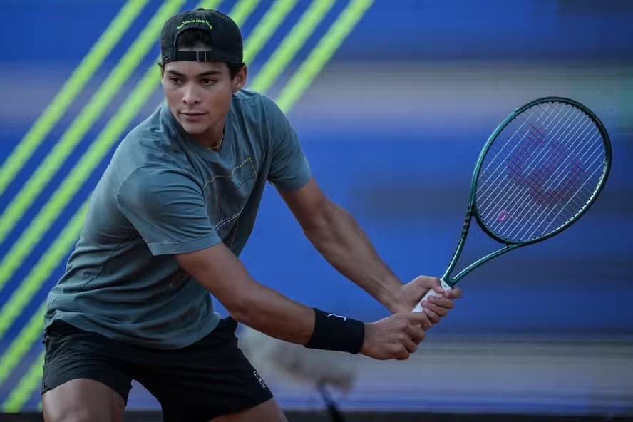 Guto Miguel busca título inédito para o Brasil na final de Roland Garros Jr.