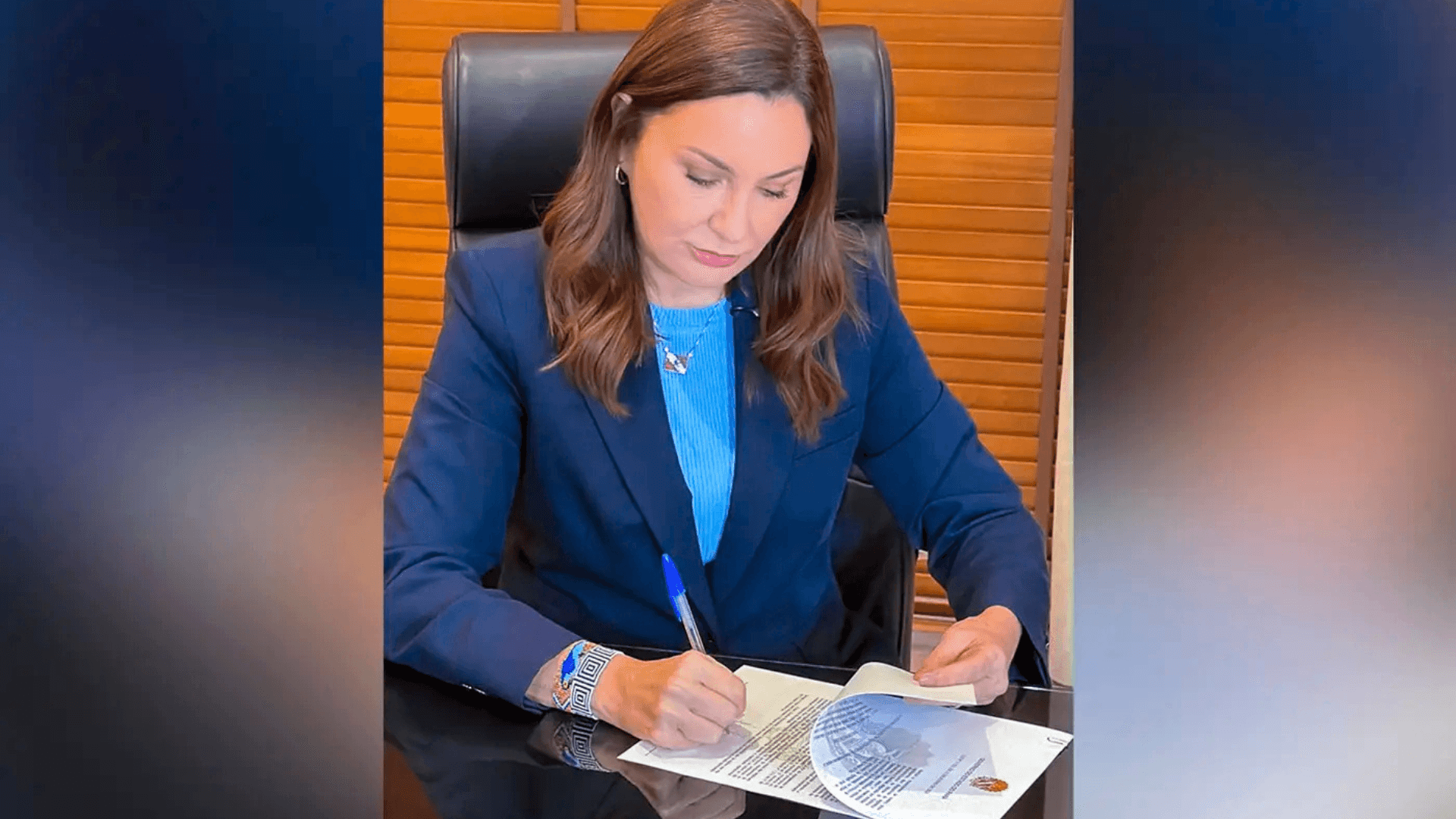 Governo sanciona lei que obriga agressões de mulheres a ressascir custos das tornozeleiras eletrônicas