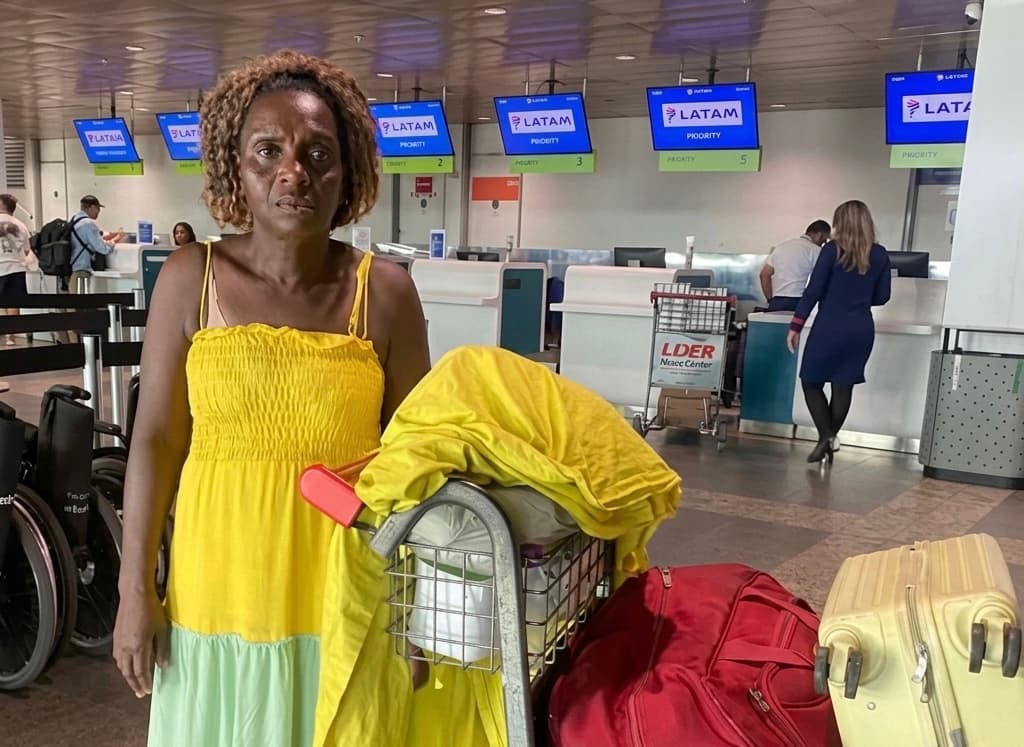 Passagem de imigrante que vive há seis meses no Aeroporto de Belém é remarcada para agosto