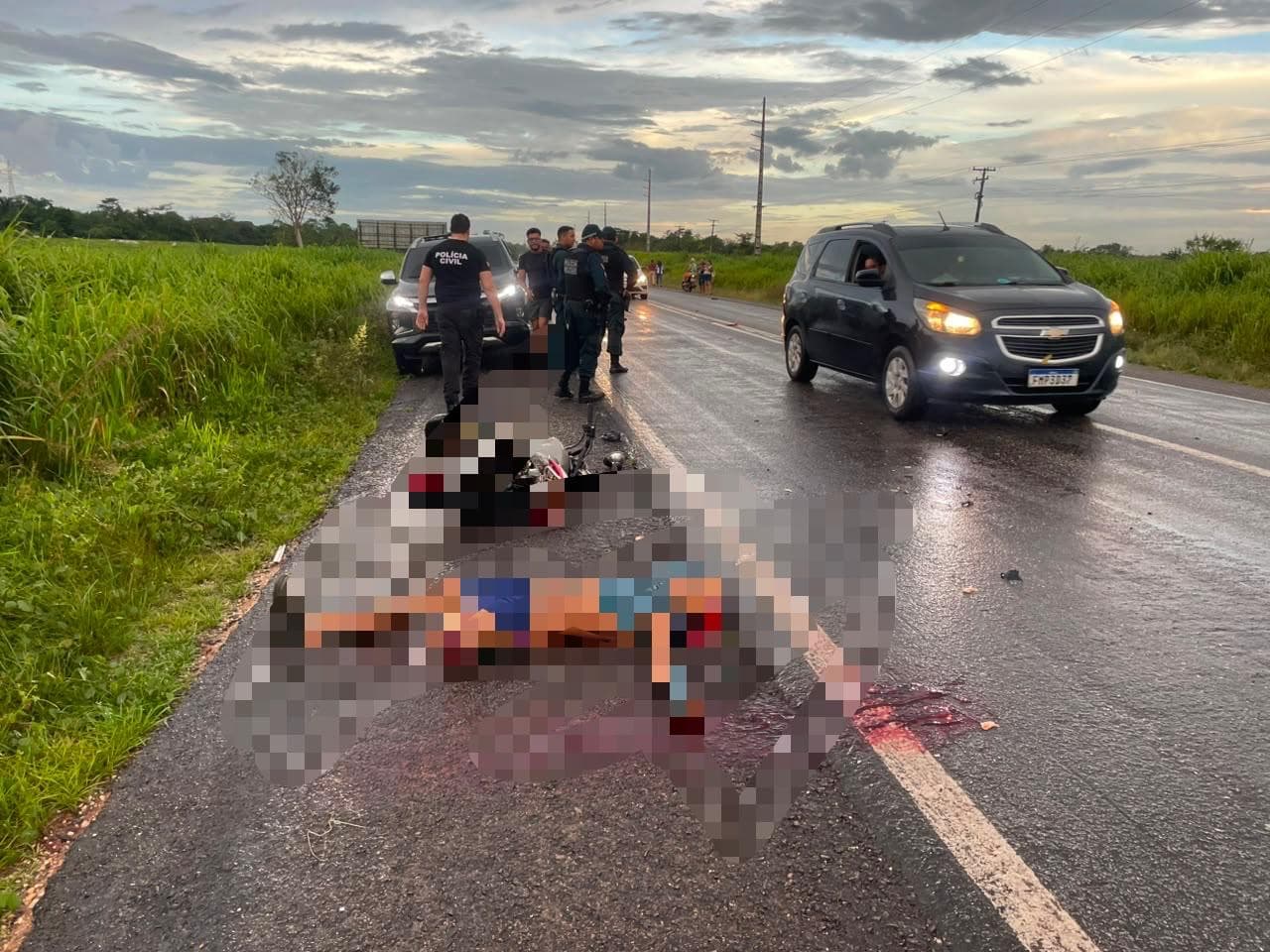 Colisão entre moto e carreta termina em morte na BR-010, em São Miguel do Guamá