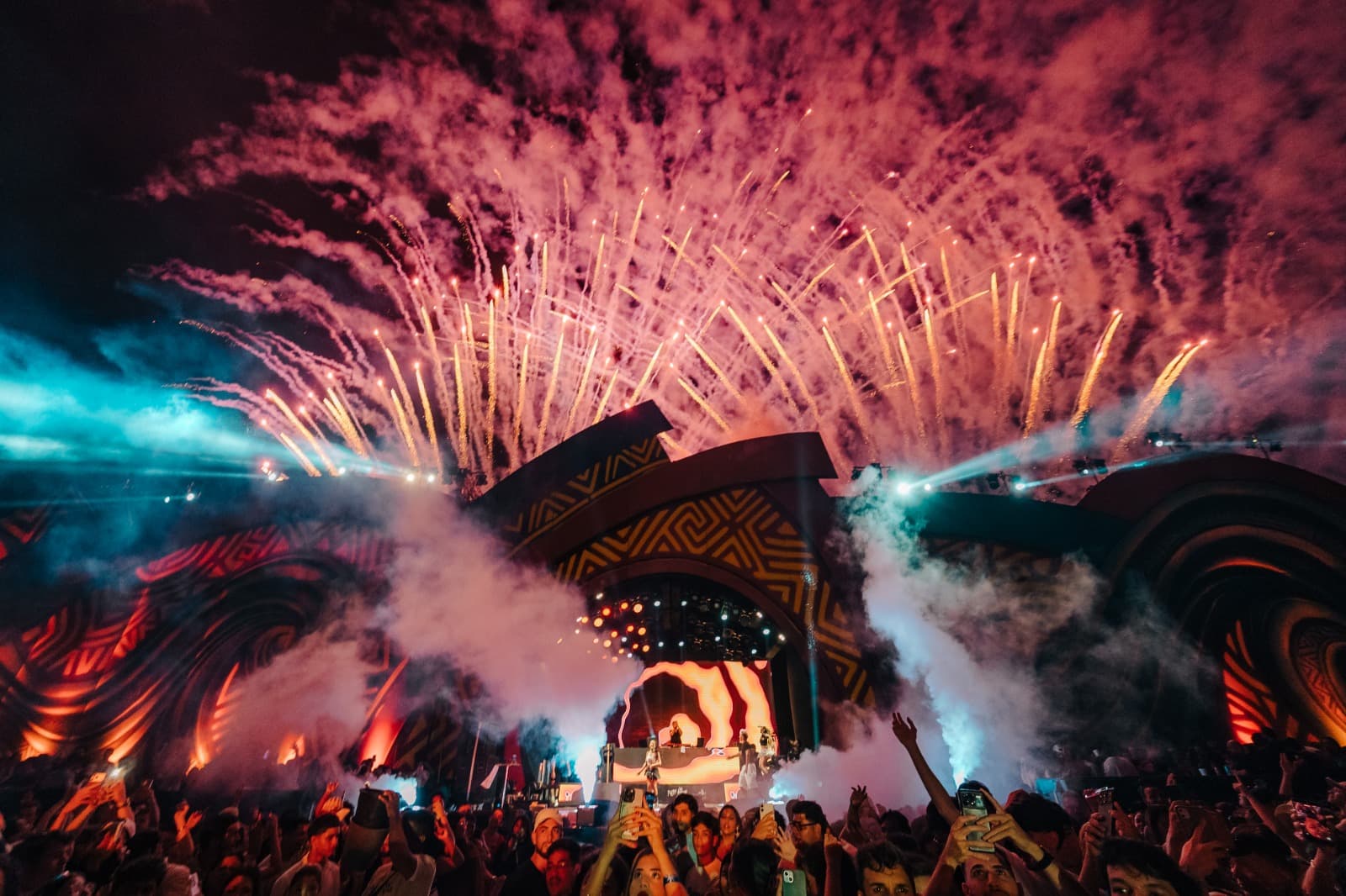 Pé na Areia 2026 chega ao segundo fim de semana com Henry Freitas, Dubdogz e Dilsinho em Salinas