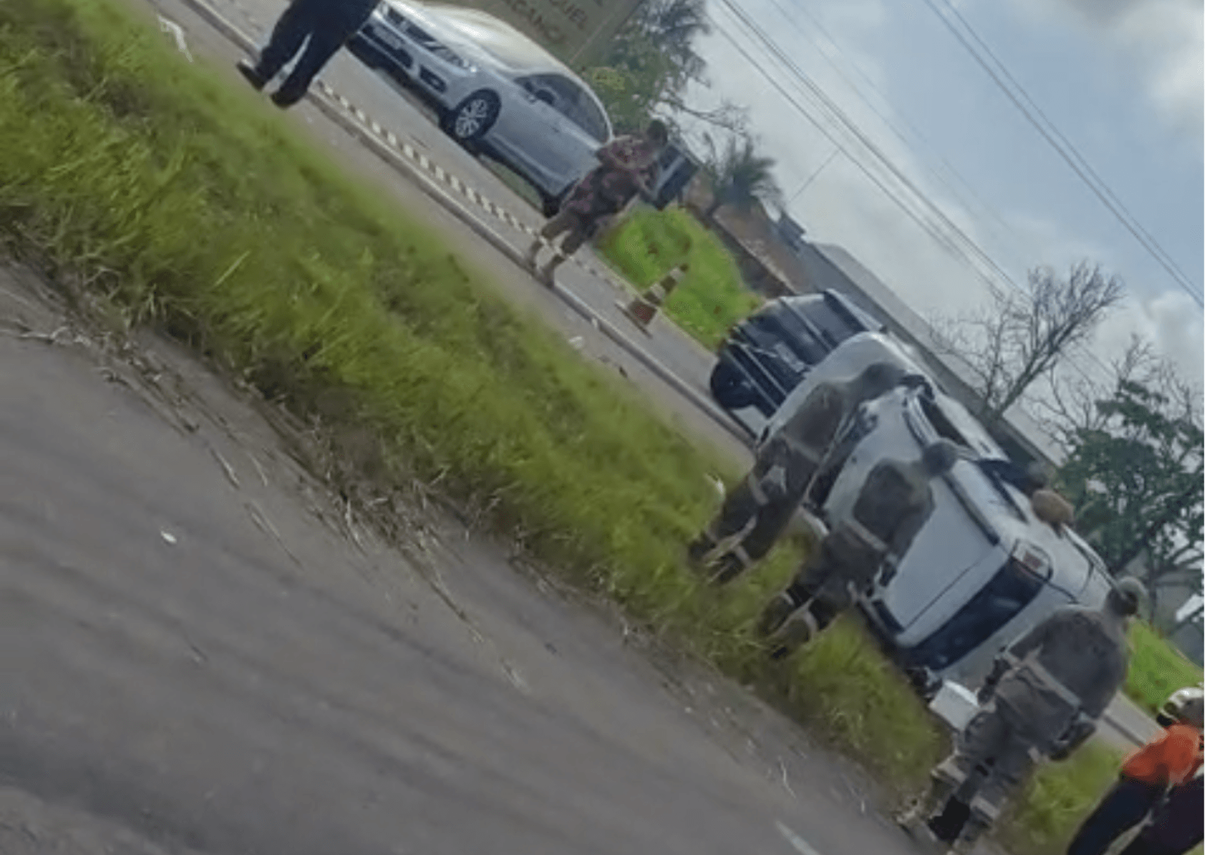 Carro capota na BR-316 entre Santa Maria e Castanhal