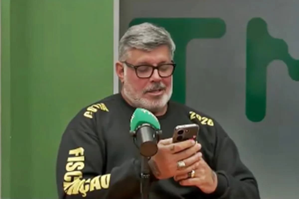 Suposta ligação de Frota para Bolsonaro em podcast mobiliza redes e defesa nega