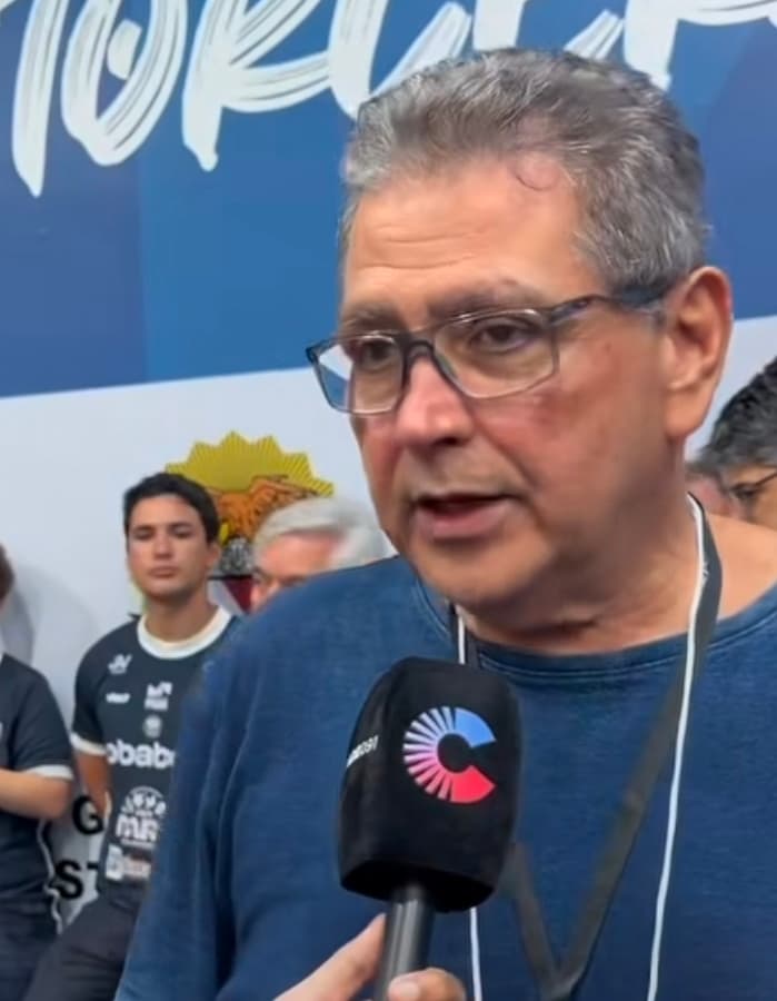 Presidente do Remo detalha busca por reforços na janela de transferências: 'Não tá fácil'