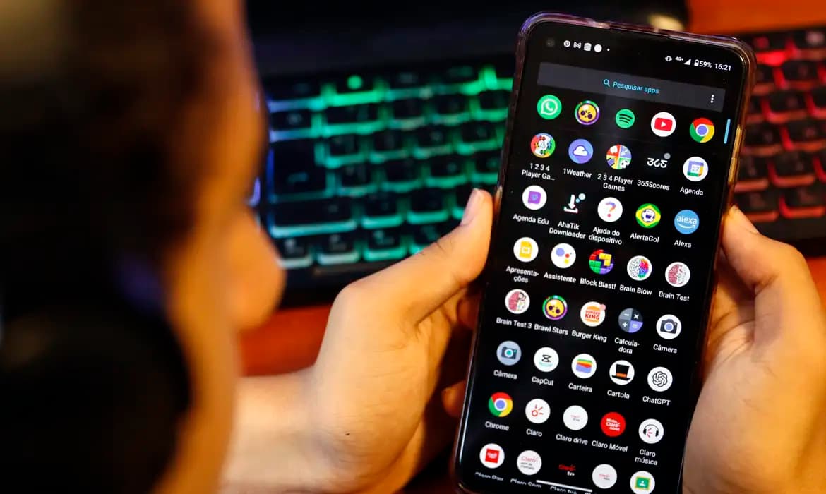 Agência Nacional de Proteção de Dados investiga plataforma Discord  após caso de automutilação e suicídio de adolescente