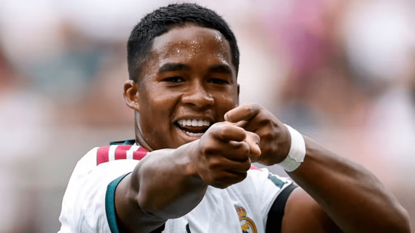 Endrick recebe camisa 9 do Real Madrid, mas pode ser emprestado novamente