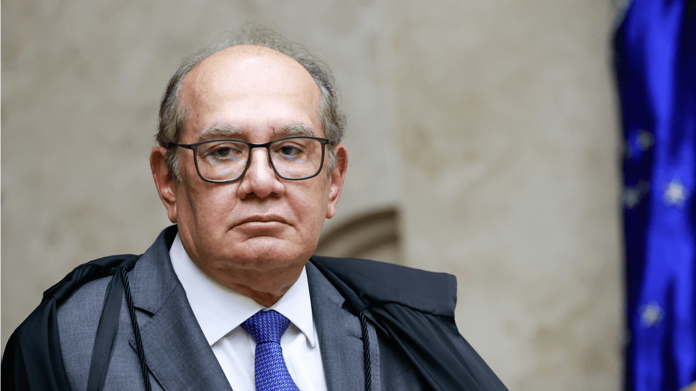 Gilmar Mendes defende críticas ao STF e diz que ministros devem ter “sandália da humildade”