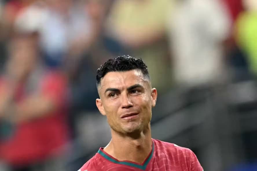 Cristiano Ronaldo revela planos de aposentadoria em entrevista à Vogue