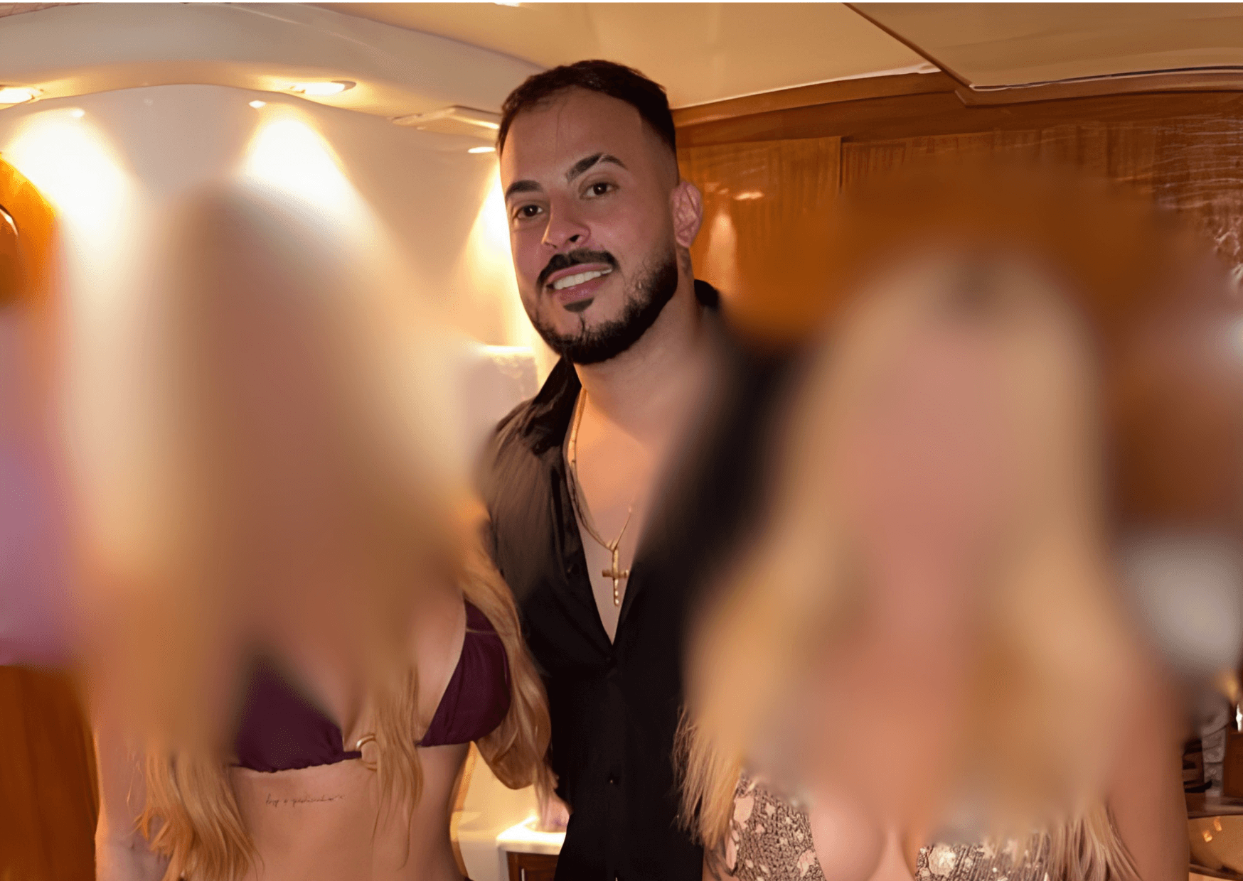 Caso Yasmin: Lucas Magalhães passeia de lancha e curte fim de semana às vésperas do julgamento