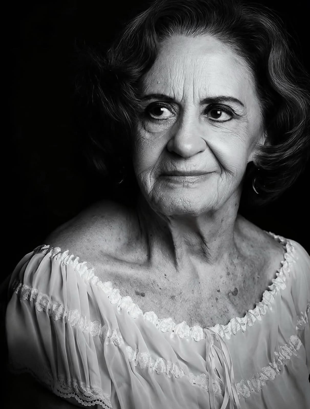 Atriz Laura Cardoso morre aos 98 anos e deixa legado de mais de oito décadas na dramaturgia