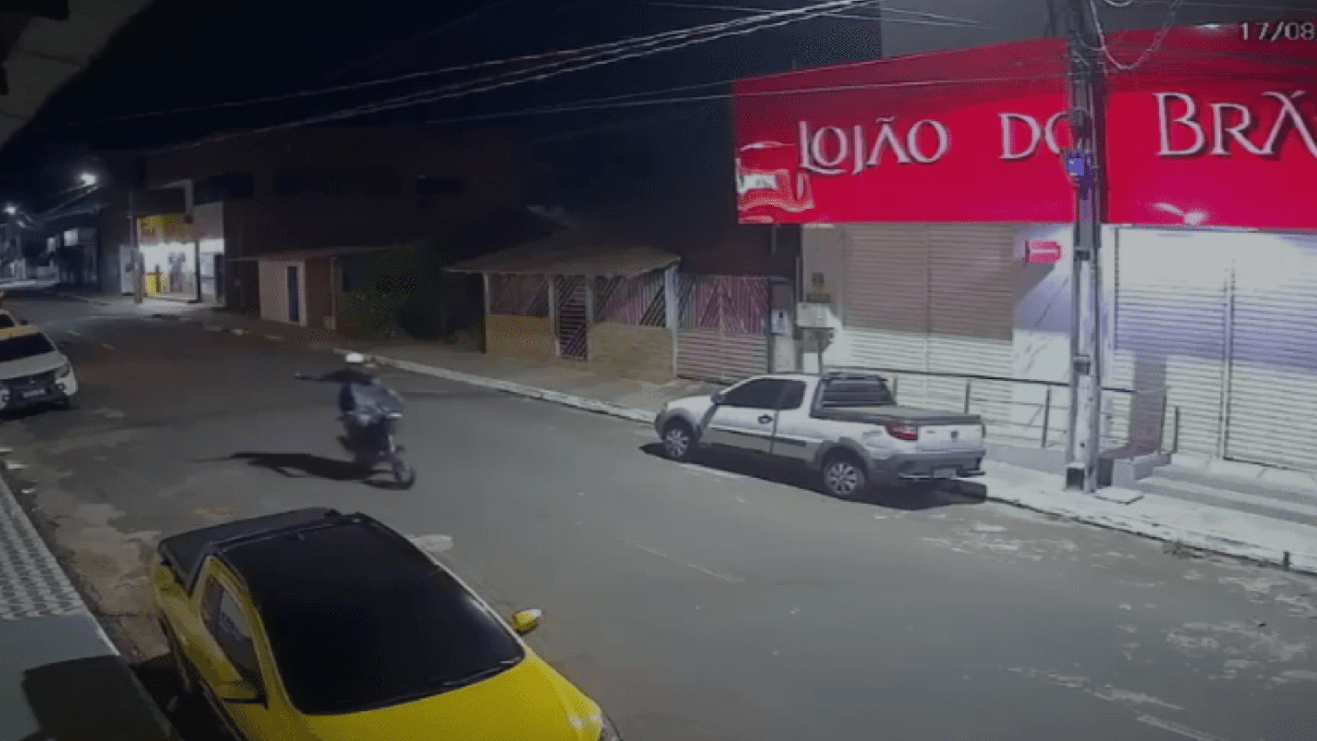Casa de vereador é atacada a tiros por dupla em motocicleta no município de Juruti
