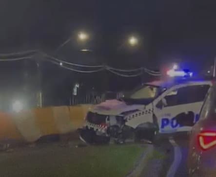 Viatura policial se envolve em acidente na Avenida Augusto Montenegro, em Belém