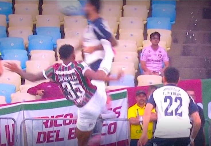 Remo cobra expulsão de jogador do Fluminense após entrada com trava da chuteira
