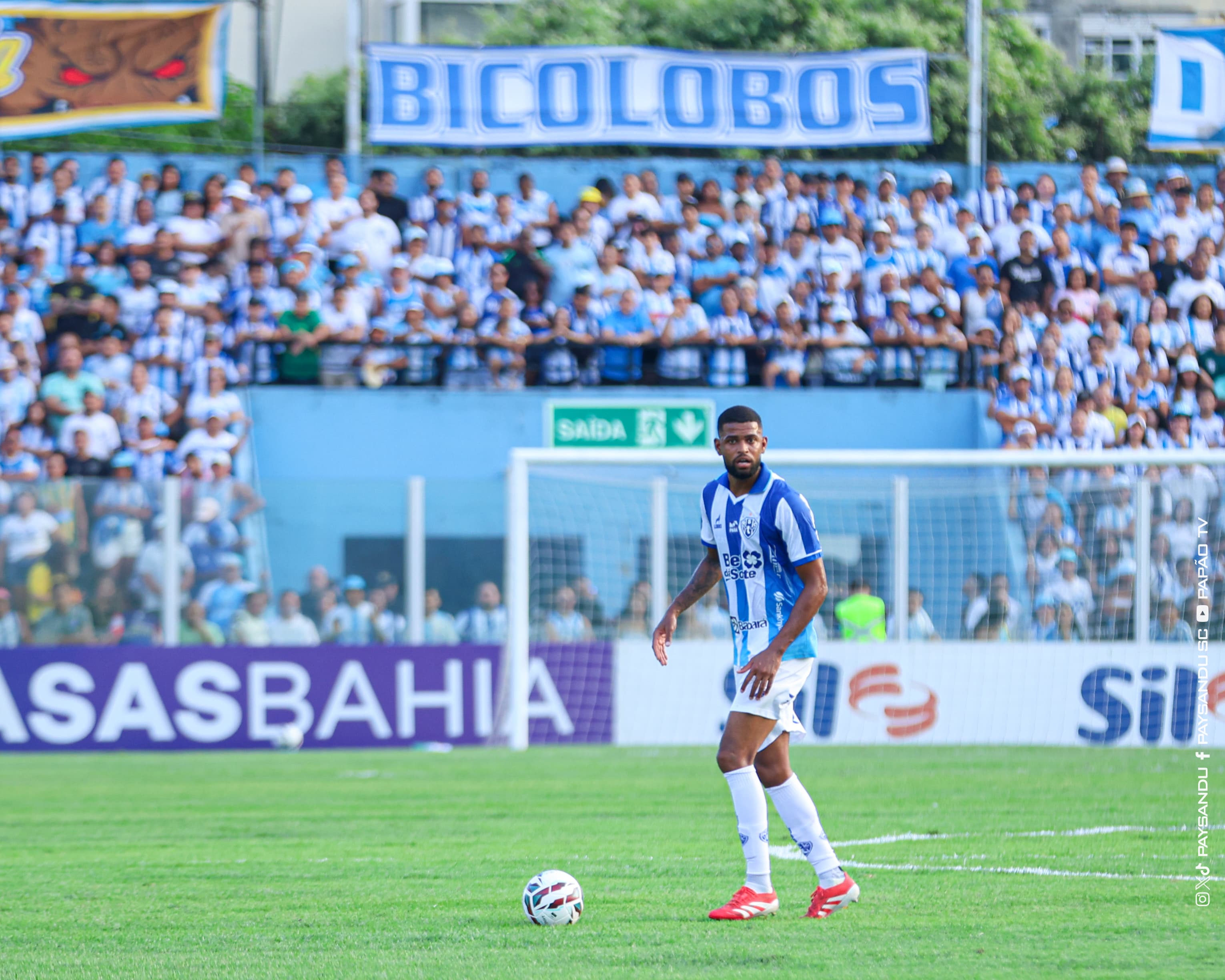 Castro volta aos treinos no Paysandu após dois meses afastado e reforça equipe contra o Maringá