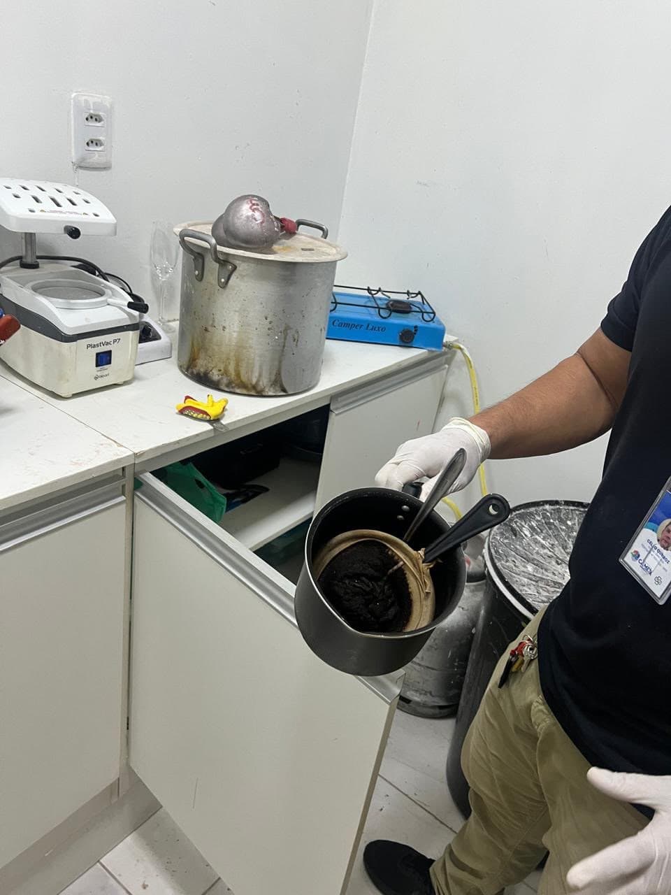 Consultório odontológico é interditado em Cametá após fiscalização constatar graves irregularidades 