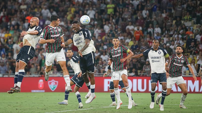 Remo tem 2ª pior defesa da Série A: 9 de 10 gols pós-Copa foram de cruzamento na área azulina