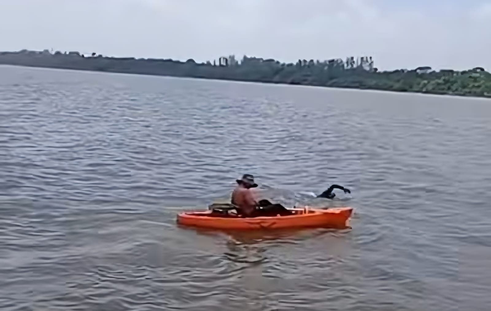 Homem-Peixe é encontrado com vida em Barcarena durante travessia pela Baía do Marajó