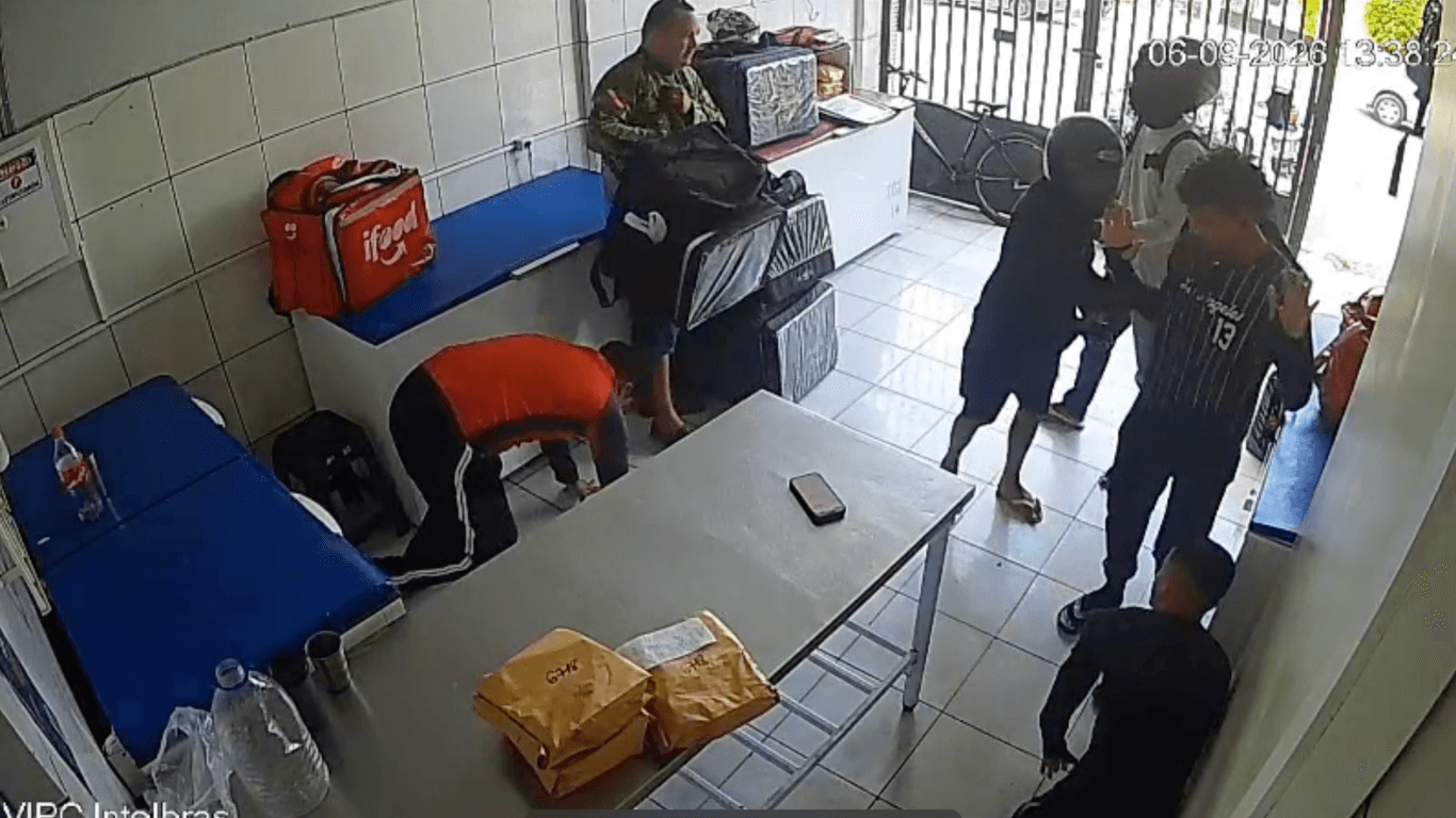Homens se passam por entregadores para assaltar em Belém