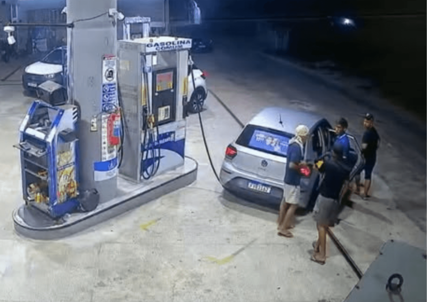 Assalto em posto de Bragança é flagrado por câmeras; veja