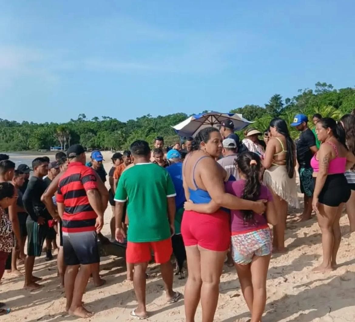 Vídeo: jovem morre afogado em praia de Cotijuba neste domingo, 13