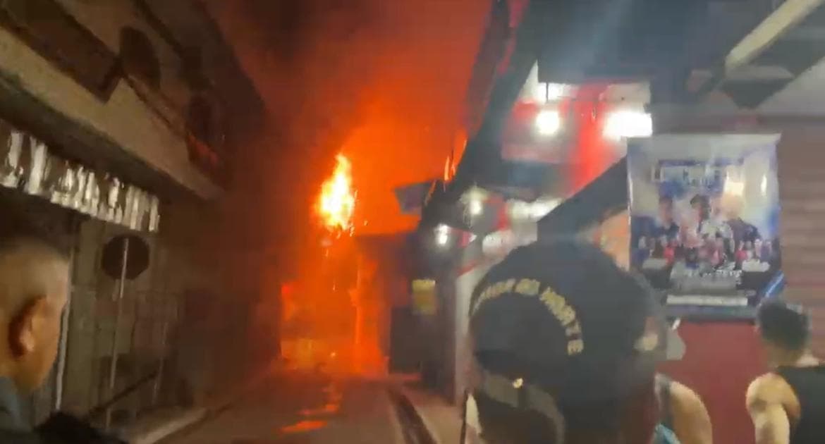 Vídeo: Incêndio destrói padaria e atinge kitnets na Terra Firme; cinco cães morrem