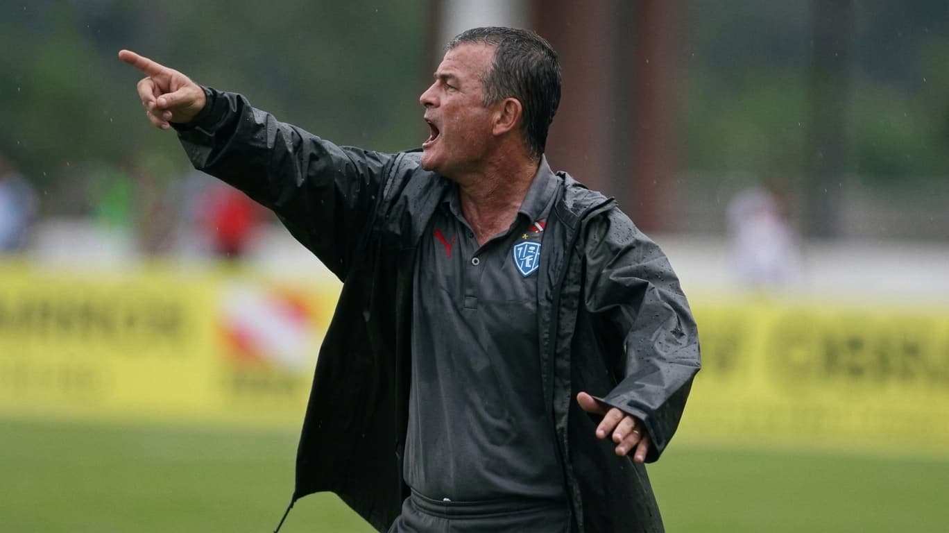 Mazola Júnior volta ao Paysandu apostando no histórico de acessos na Série C