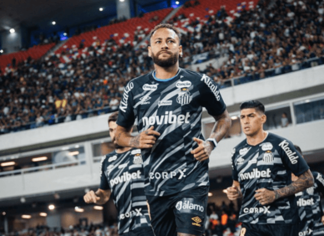 Lesionado novamente, Neymar desfalca o Santos contra o Remo na 28ª rodada do Brasileirão