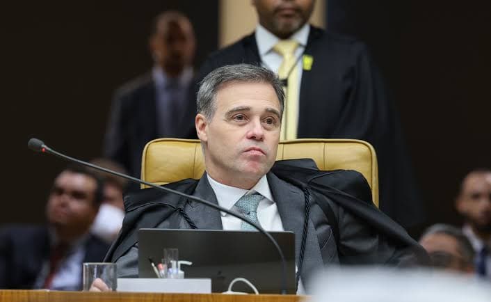 Mendonça rejeita ação que questiona reajuste do Bolsa Família
