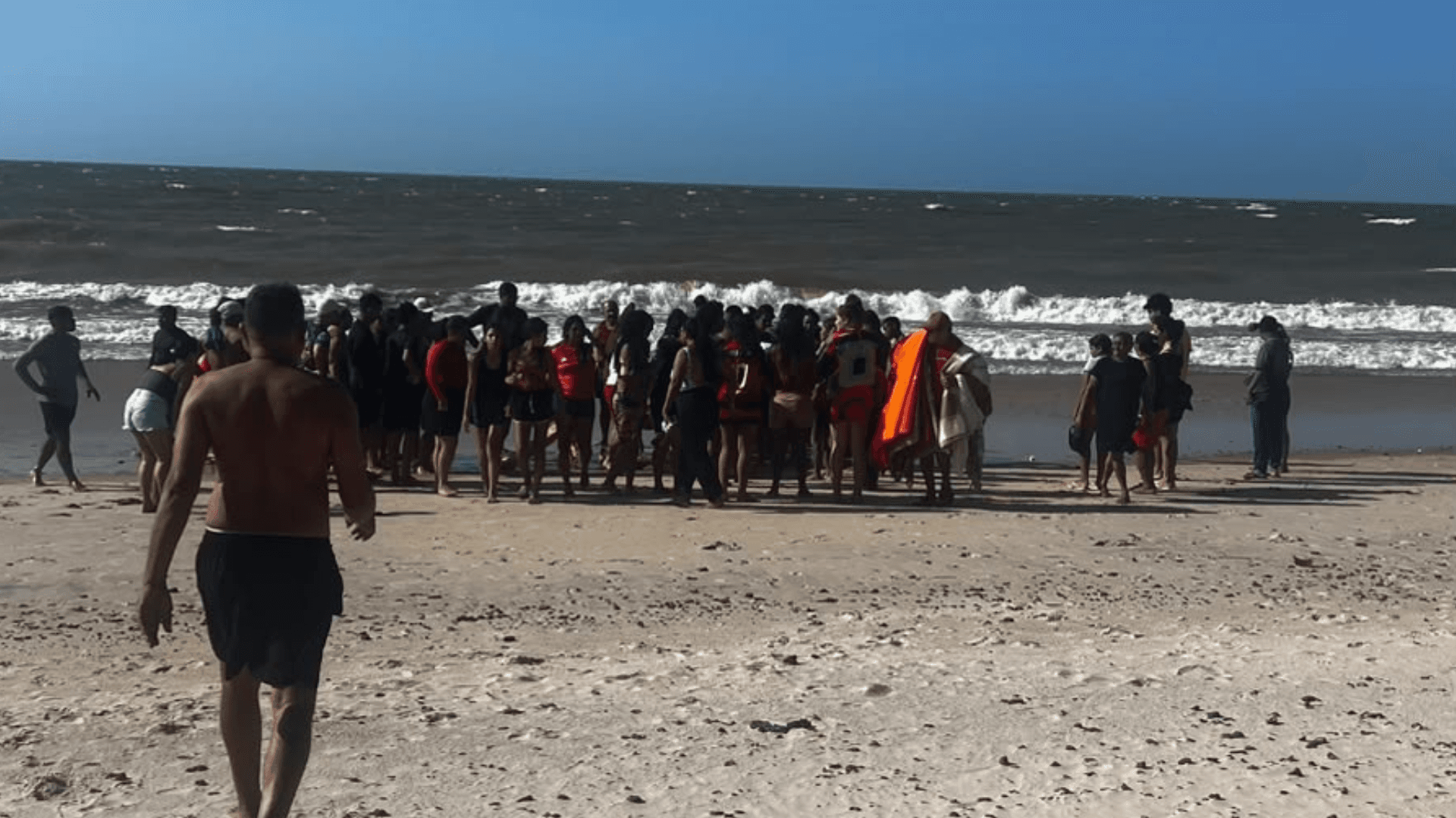 Quatro crianças se envolvem em afogamento na Praia do Marahú, em Mosqueiro