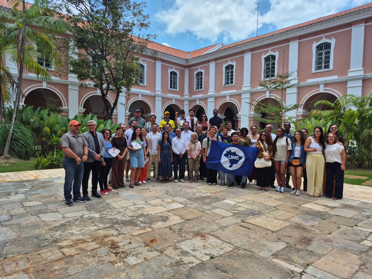 Escola Imersiva Internacional reúne estudantes do Brasil, França e Guiana Francesa para debater a Sociobioeconomia Pan-Amazônica na UFPA