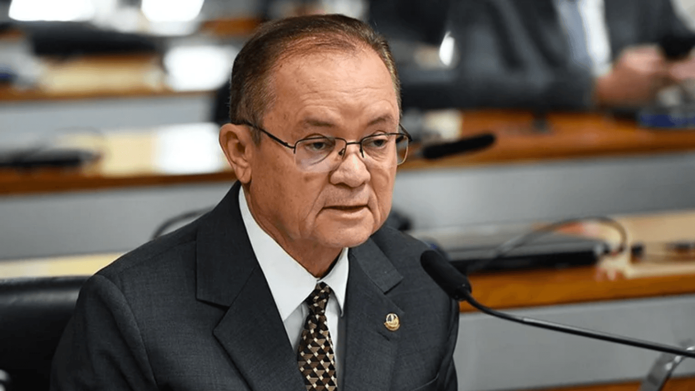 Senado barra tentativa de Zequinha Marinho de retirar assinatura de PEC trabalhista 7x0