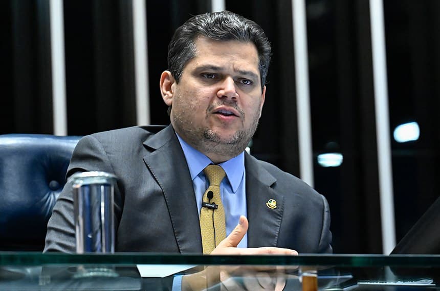 Senado aprova 'pauta-bomba' e negociação de dívidas rurais avança no Congresso