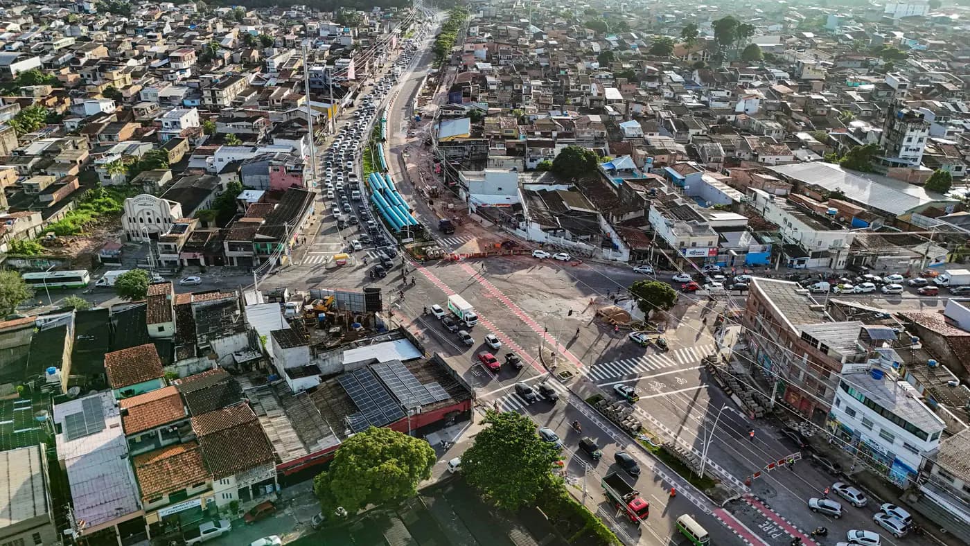 Avenida João Paulo II terá novos bloqueios para obras de viaduto; veja rotas alternativas