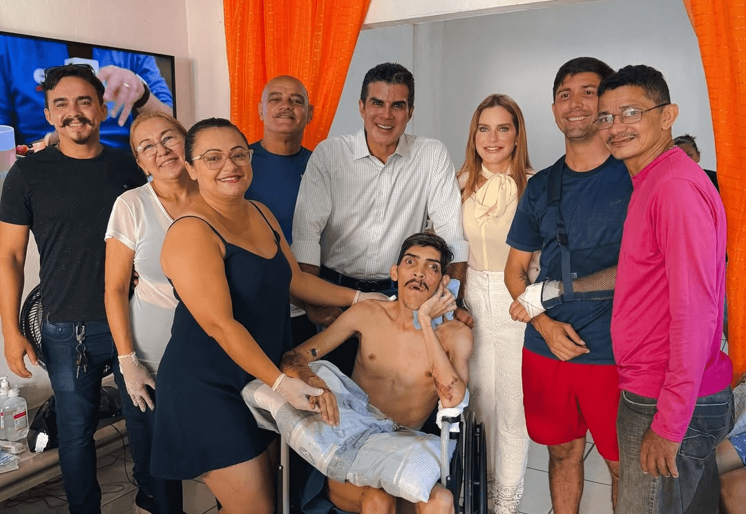 Após acidente na Sacramenta, Pam Pam recebe visita de Helder e Daniela Barbalho