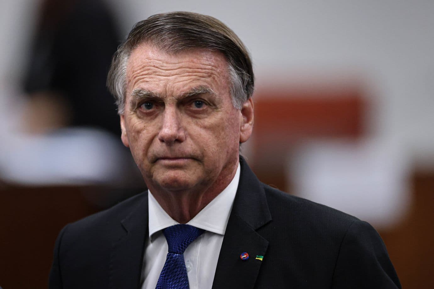 Moraes autoriza depoimento de Bolsonaro em investigação sobre arma apreendida durante prisão domiciliar