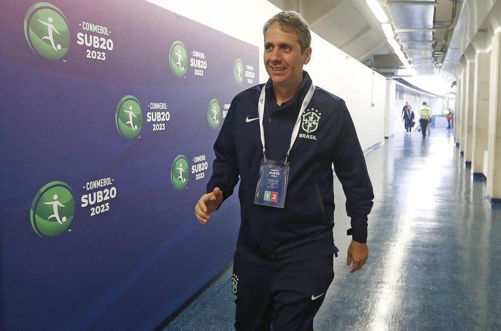 Novos horários da Série A: vice da CBF detalha mudanças e facilidades para os torcedores