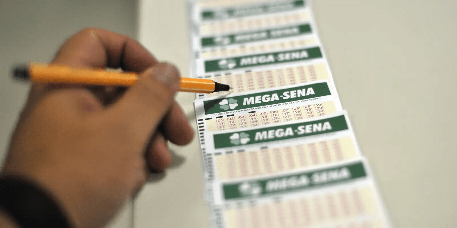Mega-Sena acumula e prêmio chega a R$ 23 milhões