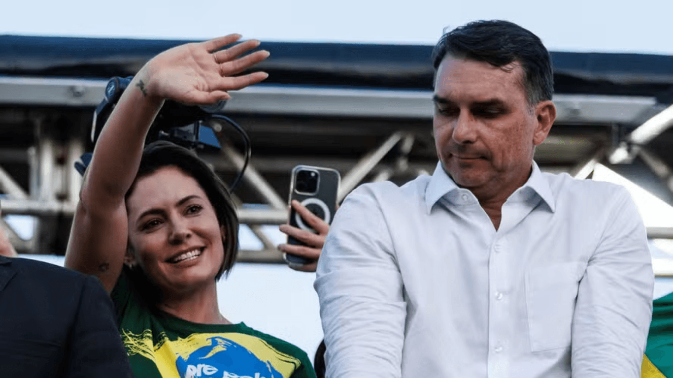 Valdemar se reúne com Michelle para tentar encerrar crise no PL após vídeos de ex-primeira-dama com críticas a Flávio