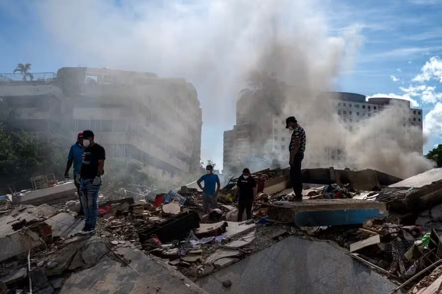 Novo tremor atinge a capital da Venezuela cinco dias após terremotos que deixaram quase 1.500 mortos