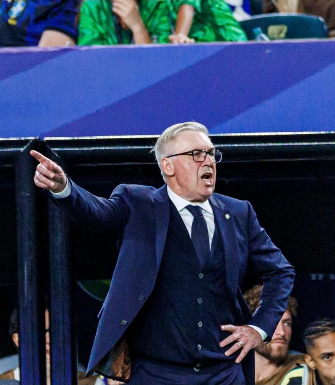 Ancelotti revela por que Bruno Guimarães bateu pênalti e explica ausência de Vinicius Junior