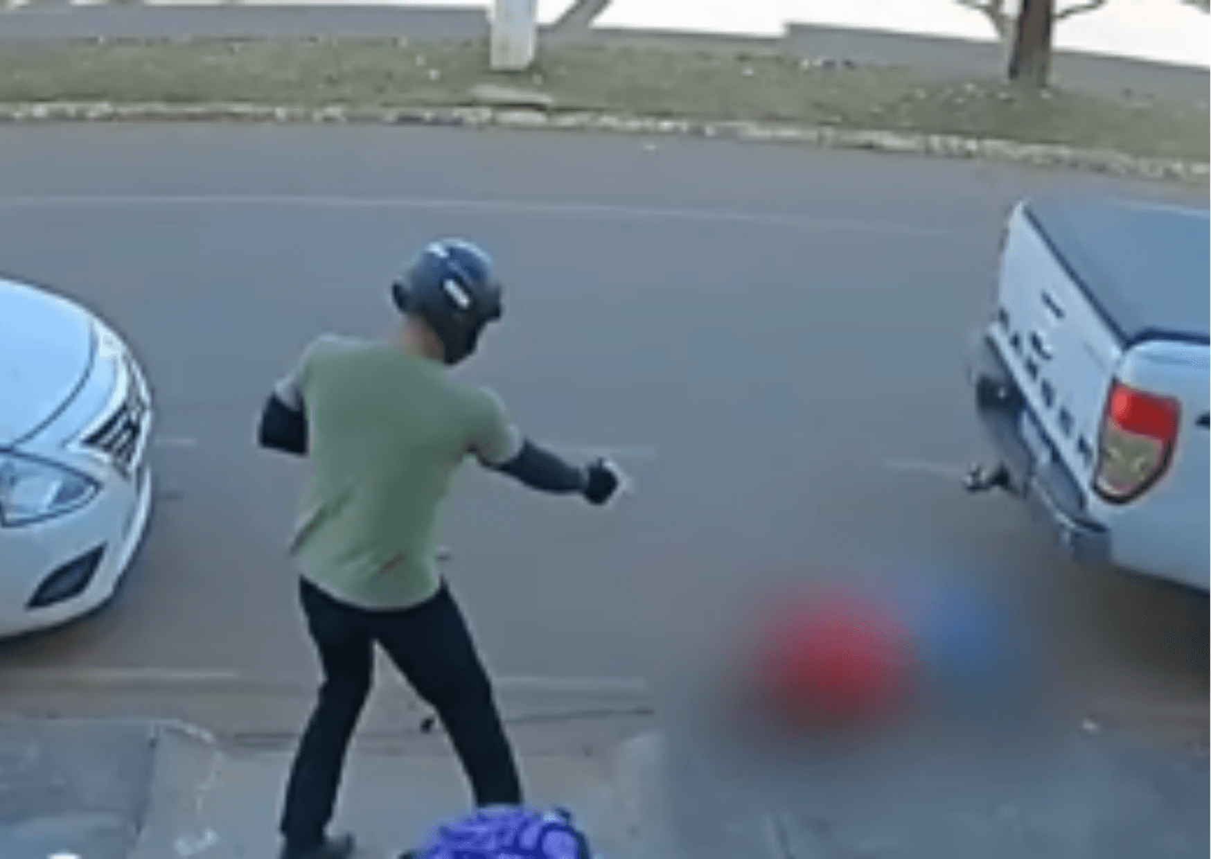 Homem é executado a tiros por criminoso disfarçado de entregador em Marabá