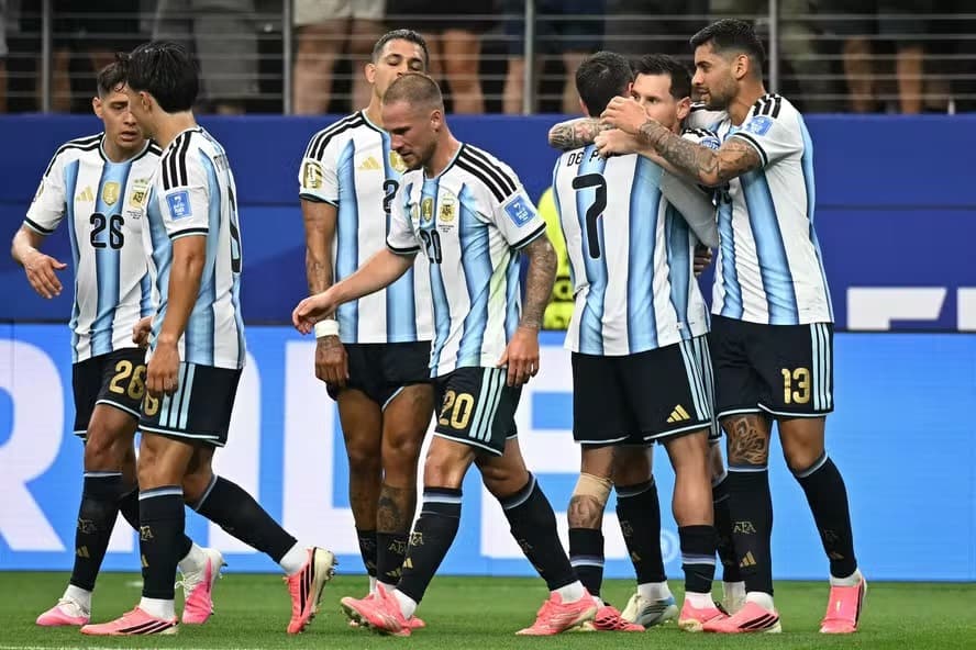 Quais são os jogos da Copa do Mundo 2026 de hoje? Veja horários desta terça (7/7)