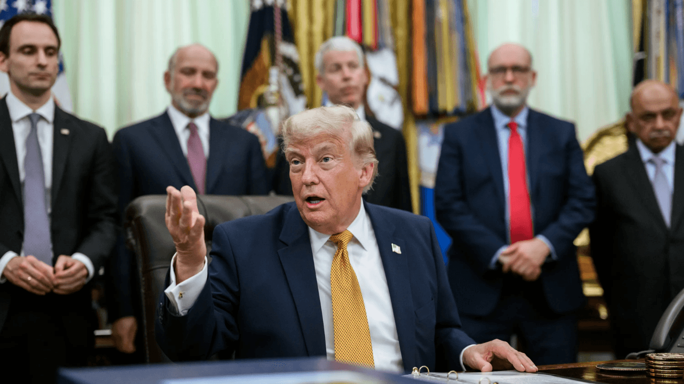 Déficit comercial dos EUA cresce 42,2% em maio em meio às tarifas de Trump e aumento das importações