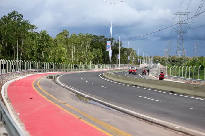 Avenida Liberdade tem tráfego parcialmente liberado para carros e motos nesta sexta-feira (10)
