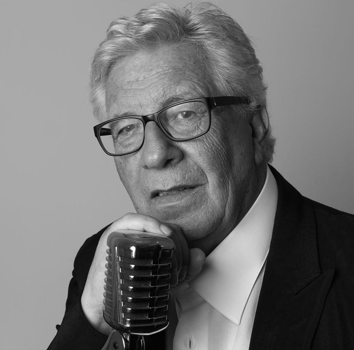 Morre cantor e compositor Peppino di Capri, do sucesso 'Champagne', aos 86 anos