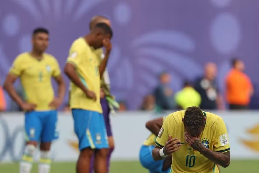 Deputado propõe lei que veta atletas que atuem fora do país de jogarem na seleção