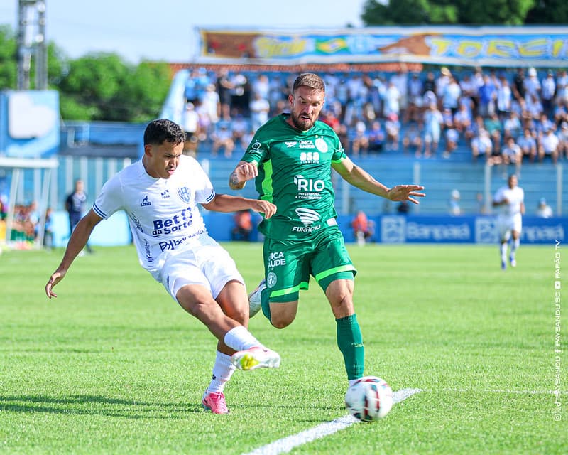 Paysandu busca virada heroica contra o Guarani e vence por 3 a 2 na Curuzu