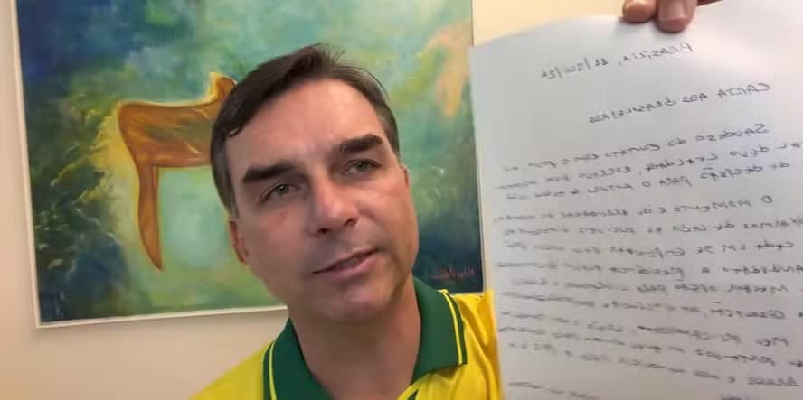 Bolsonaristas criticam Moraes após suspensão das visitas de Flávio ao pai e lembram carta escrita por Lula na prisão